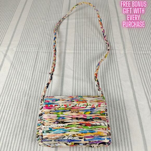 Handmade Colorful Magazine Shoulder Purse Eco Friendly Bag - Picture 1 of 9